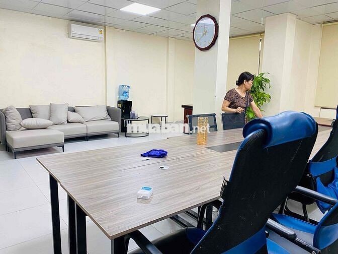 CHO THUÊ SÀN VĂN PHÒNG FULL BÀN GHẾ 2 TẦNG 90mPHỐ TÔ VĨNH DIỆN GIÁ RẺ
