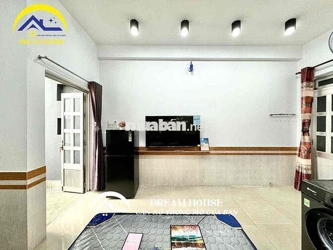STUDIO BAN CÔNG-FULL NỘI THẤT-MÁY GIẶT RIENG- NGAY TÂN SƠN NHÌ.TÂN PHÚ