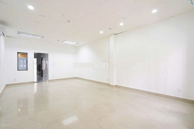 Nhà Mặt Tiền Đường C1. P13. 6,5x18m. 1 Trệt 3 Lầu. Phòng Rộng.