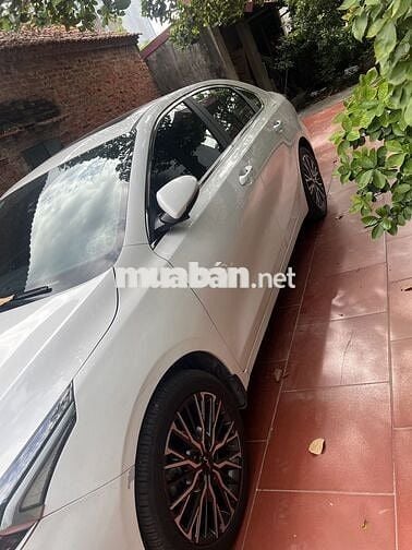 Kia K3 2022 Premium 1.6 AT - 58500 km