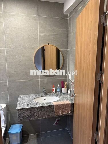 Cho thuê Nhà phố vườn 1 trệt 2 lầu full nội thất không gian yên tĩnh