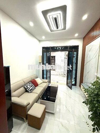 BÁN NHÀ TÂN MAI Ô TÔ ĐỖ CỬA GI.Á 6 ĐỒNG