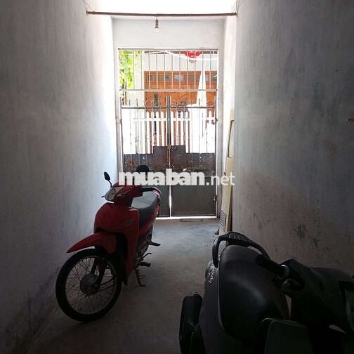 Nhà ở cần bán chính chủ có thương lượng LH ***