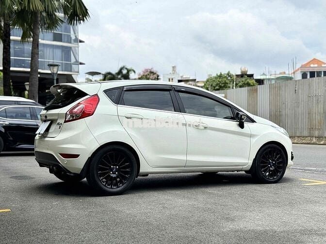 Ford Fiesta 2014 S 1.5 AT - 72000 km