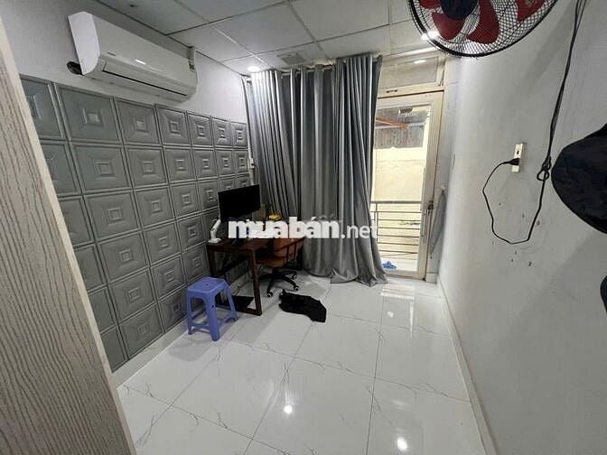 CHO THUÊ NHÀ HẺM 3 GÁC, 1 XET, LÊ HỒNG PHONG Q.10