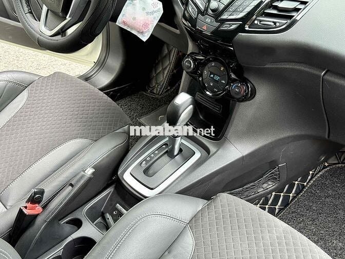 Ford Fiesta 2014 S 1.5 AT - 72000 km
