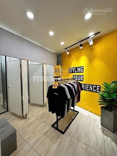 MẶT TIỀN NGUYỄN VĂN ĐẬU GIÁ 10 TỶ TL CHÍNH CHỦ ĐANG CHO THUÊ 20 TRÁNG