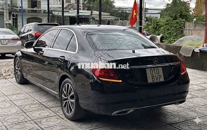 2018 C200 - 44000 km