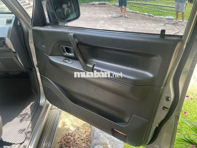 Mitsubishi Pajero 2004 X 3.0 - 22560 km