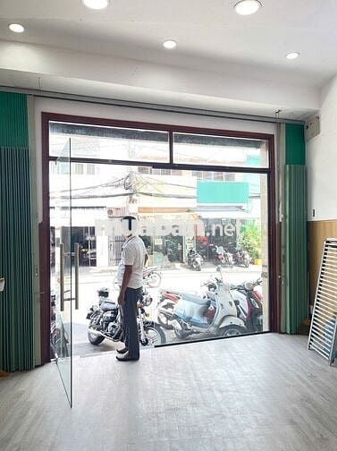 Nhà mới cho thuê giá tốt mặt tiền Đường Hồng Lạc Ngay Chung Cư Bàu Cát