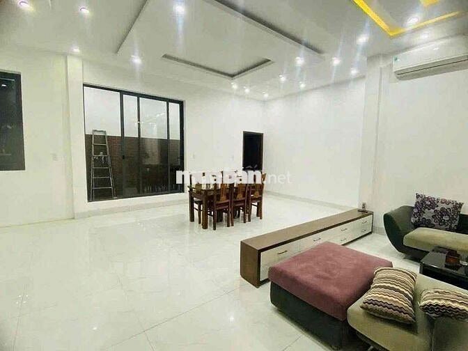Cho thuê biệt thự 3 tầng MT Khúc Thừa Dụ - Sơn Trà