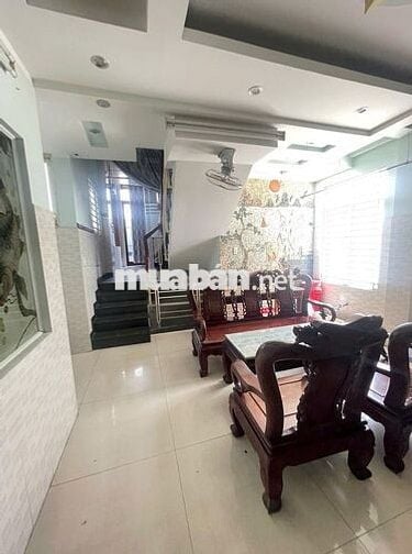 Nhà mới cho thuê giá tốt mặt tiền Đường Hồng Lạc Ngay Chung Cư Bàu Cát