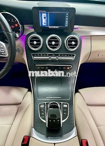 2018 C200 - 44000 km