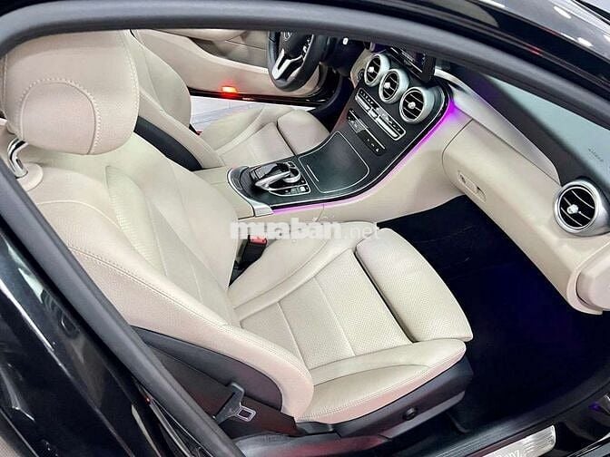 2018 C200 - 44000 km