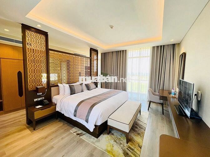 CHO THUÊ VILLA 4 PHÒNG NGỦ ĐẸP CÓ HỒI BƠI KHU WYNDHAM GRAND CAM RANH
