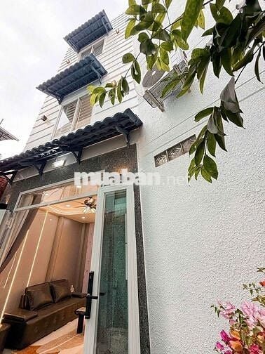 61/16 NGUYỄN ĐÌNH CHÍNH 7 x 4,5 - 3 TẦNG BTCT 2 PN LỚN CHỈ 5. TỶ