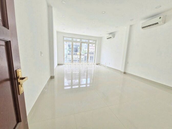 CHO THUÊ NHÀ MỚI 5 x 20M, 4 TẦNG  - HẺM VIP 766/3A SƯ VẠN HẠNH, Q10