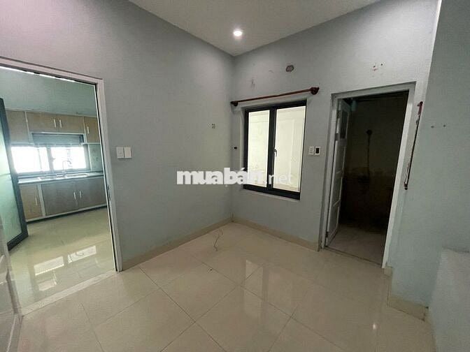 Giáp Q7 Phòng 50m2 ( 2PN - 2WC - 1Phòng Bếp ) Giá 5,5tr / Tháng .