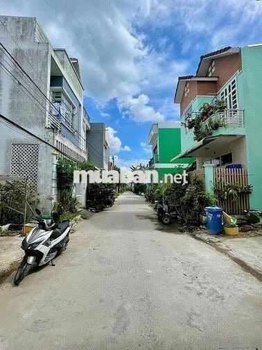 LỘ 6,5 MÉT TRỤC CHÍNH KDC MẶT TRỜI ĐỎ CÁCH BỆNH VIỆN NHI 500 MÉT