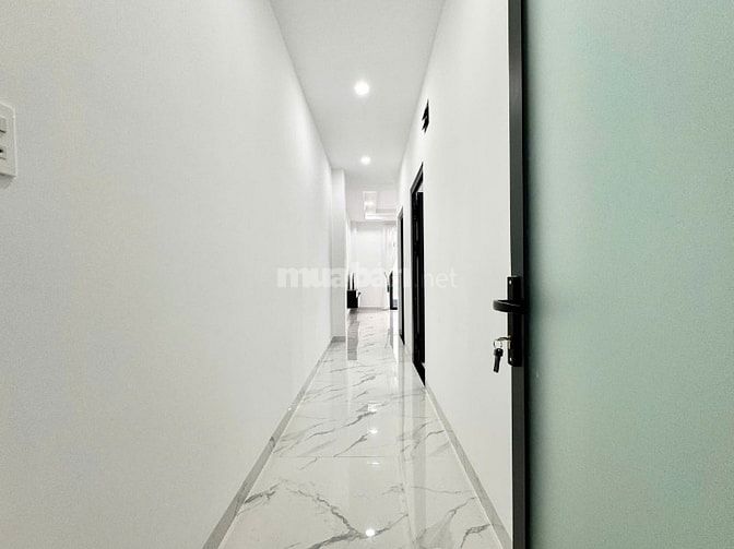 Cho thuê căn hộ mới xây 100%, nội thất cao cấp 65m2