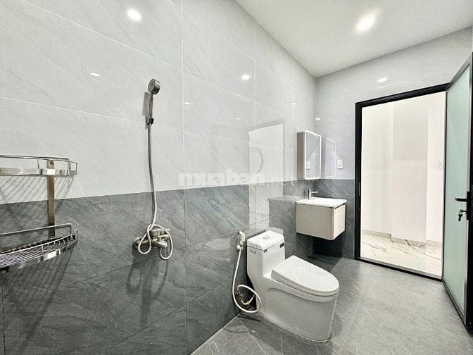 Cho thuê căn hộ mới xây 100%, nội thất cao cấp 65m2