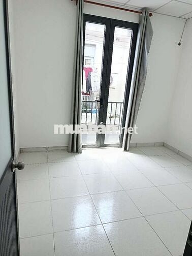 Bán nhà sổ hồng chung đường Thạnh Xuân 52 đất thổ cư