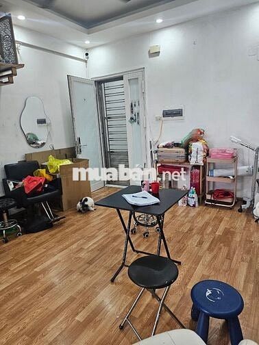 Bán căn hộ toà A6D Nam Trung Yên, 50m2, 2N, 1K, 1WC, giá 4.25 tỷ