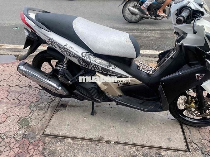 Xe novo 4 trắng đầu zin