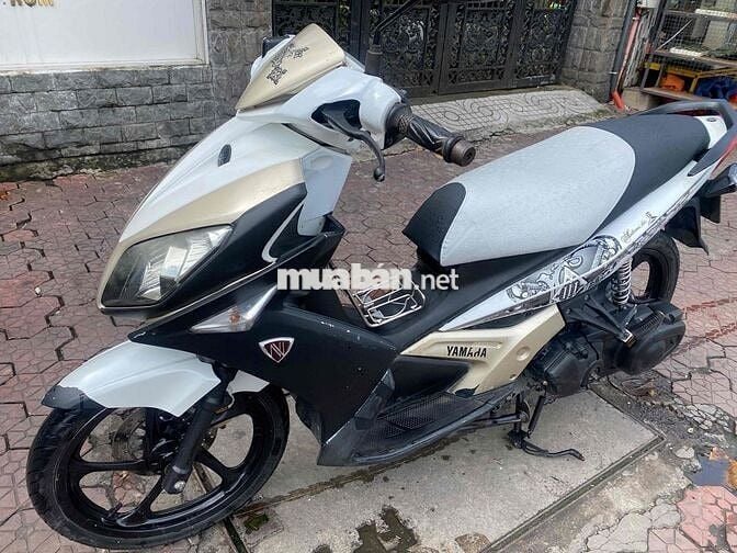 Xe novo 4 trắng đầu zin