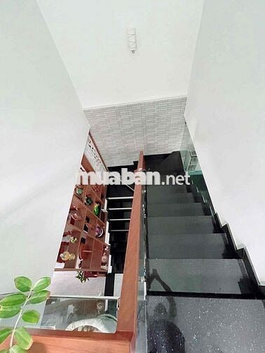 Chính chủ cho thuê nhà Hẻm 8m thông Nguyễn Sơn 4x14m 3pn nhà mới