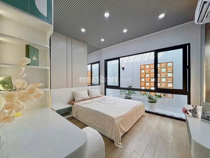 Nhà trung tâm Q10, Lý Thái Tổ, 65m2 gần Ngã Bảy, chợ đêm Hồ Thị Kỷ