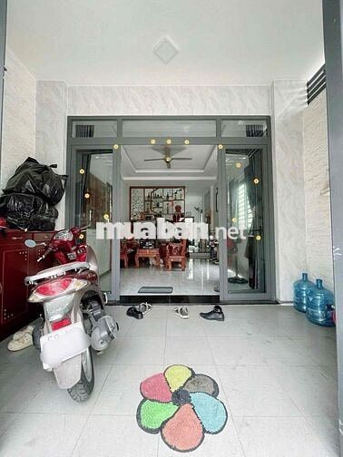 Chính chủ cho thuê nhà Hẻm 8m thông Nguyễn Sơn 4x14m 3pn nhà mới