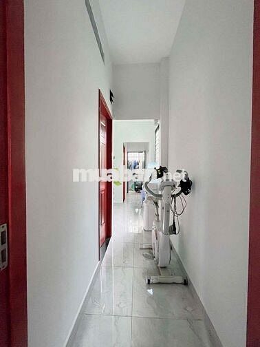Chính chủ cho thuê nhà Hẻm 8m thông Nguyễn Sơn 4x14m 3pn nhà mới