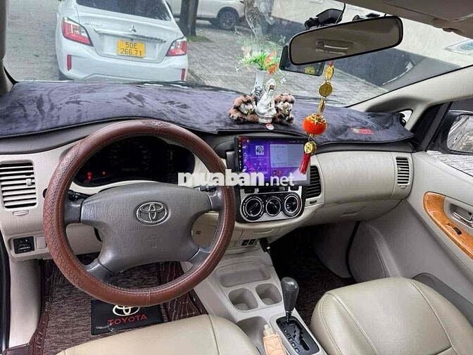 Toyota Innova 2.0  2010 V máy số zin rất đẹp.
