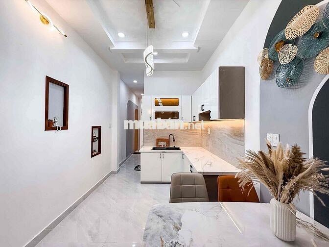 Bán nhà hẻm 5m, DTSD 200m 4 tầng 4PN Phan Đình Phùng Phú Nhuận