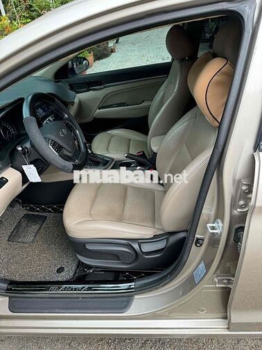 Hyundai Elantra 2019 1.6AT - 80000 km