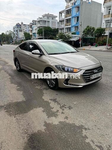 Hyundai Elantra 2019 1.6AT - 80000 km