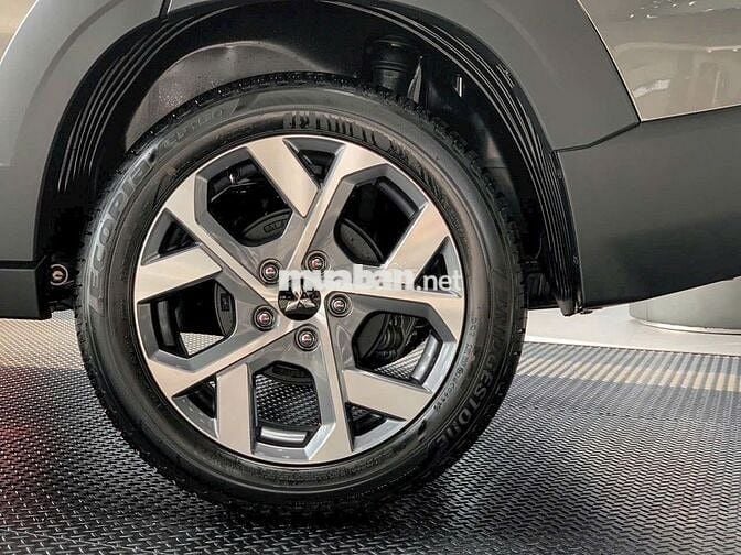 MITSU XPANDER CROSS MY 25 GIẢM HƠN 100TR TIỀN MẶT
