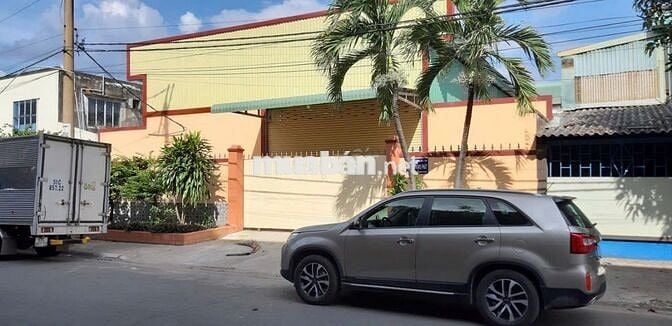 Cho thuê kho xưởng 2.000m² KCN Đức Hòa, PCCC tự động, giá: 175tr/tháng