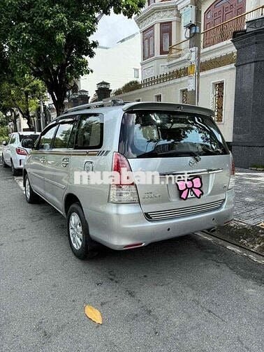 Toyota Innova 2.0  2010 V máy số zin rất đẹp.