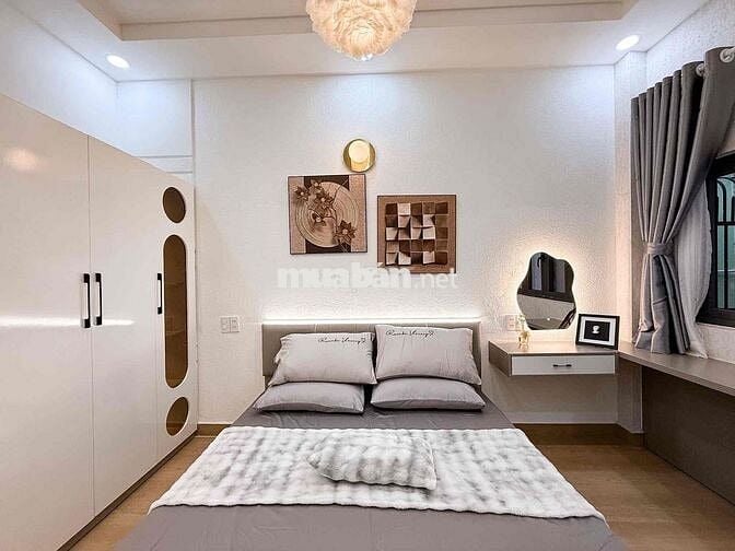 Bán nhà hẻm 5m, DTSD 200m 4 tầng 4PN Phan Đình Phùng Phú Nhuận