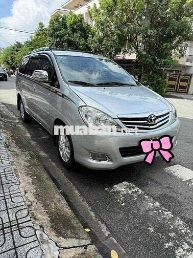 Toyota Innova 2.0  2010 V máy số zin rất đẹp.