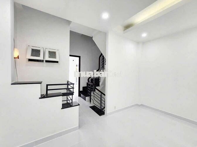 NHÀ 5 TẦNG ĐẸP — TRẦN VĂN ƠN - PHƯỜNG TÂN SƠN NHÌ (4,2m x 9m)