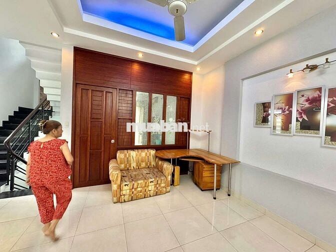 CHO THUÊ NHÀ NGUYÊN CĂN PHÙ HỢP MỞ VĂN PHÒNG HOẶC VỪA KINH DOANH VỪA Ở
