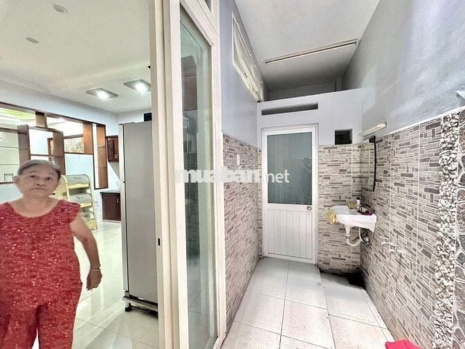 CHO THUÊ NHÀ NGUYÊN CĂN PHÙ HỢP MỞ VĂN PHÒNG HOẶC VỪA KINH DOANH VỪA Ở
