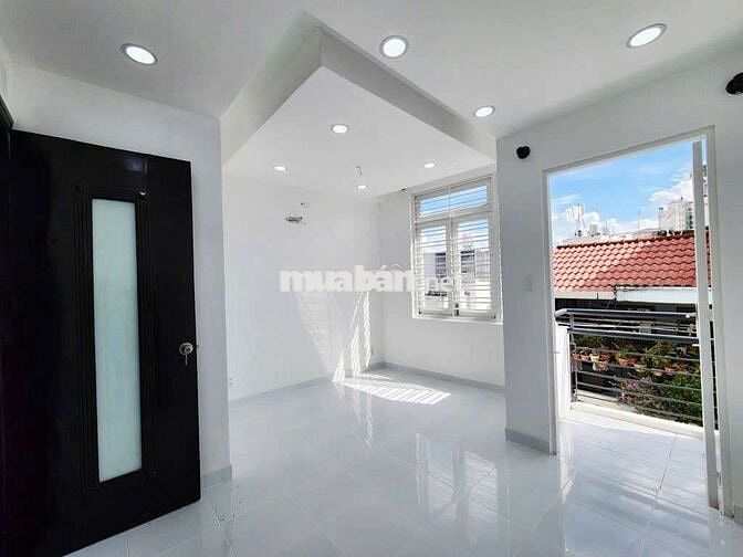 NHÀ 5 TẦNG ĐẸP — TRẦN VĂN ƠN - PHƯỜNG TÂN SƠN NHÌ (4,2m x 9m)