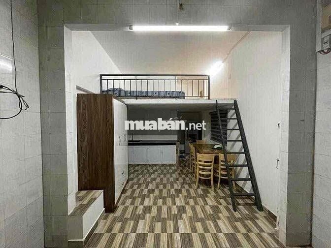 MẶT BẰNG CHO THUÊ CÓ CHỖ NGỦ LẠI 1 GÁC 1 TRỆT RIÊNG BIỆT HẺM OTO