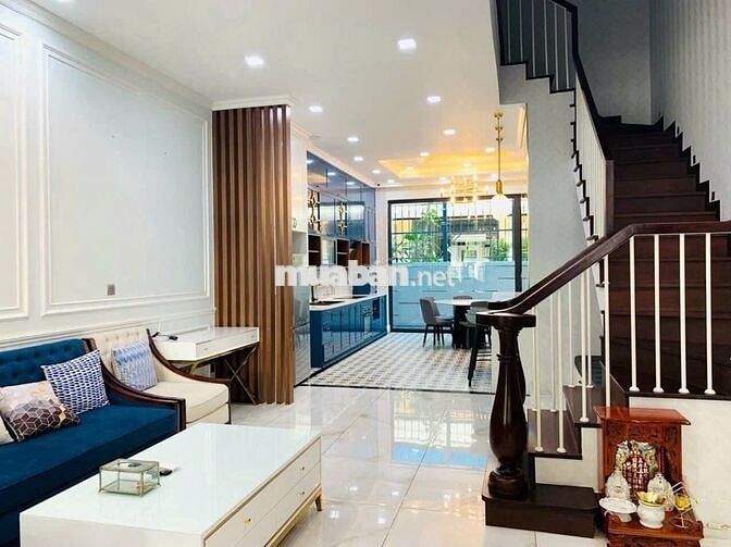 🏠 Cho Thuê Nguyên Căn HXH Cộng Hòa_5,5x20m, Trệt 3 Lầu, Nội Thất CB