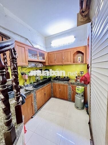 BÁN NHÀ ĐƯỜNG SỐ 5 BHH BÌNH TÂN HẺM XE TẢI 8M NGANG 13M - 3 TẦNG 3.6T