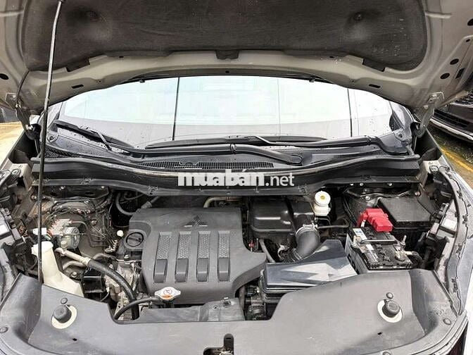 Mitsubishi XPander Premium 1.5 AT 2023 - 42000 km